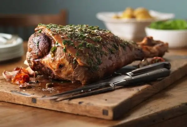 lamb roast bone in