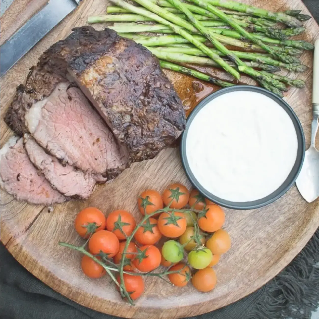 Beef Fillet with Garlic Tahini Sauce Recipe